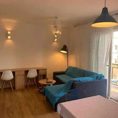 Anna Apartment *